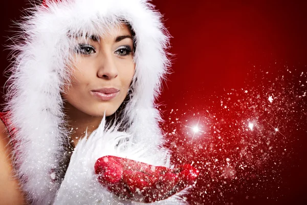 Ritratto di bella ragazza sexy che indossa vestiti di Babbo Natale — Foto Stock