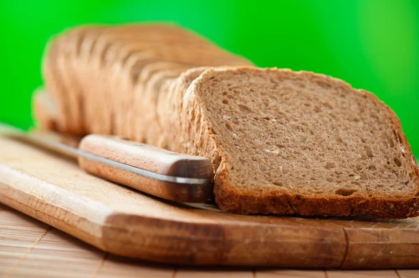Pão de centeio cortado — Fotografia de Stock
