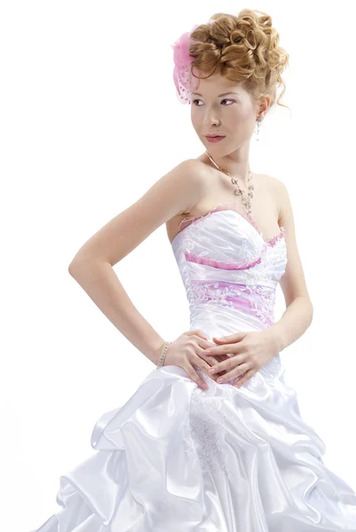 웨딩 드레스를 입고 아름 다운 소녀 — 스톡 사진