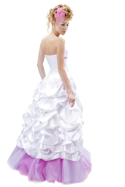 Menina bonita em vestido de noiva — Fotografia de Stock