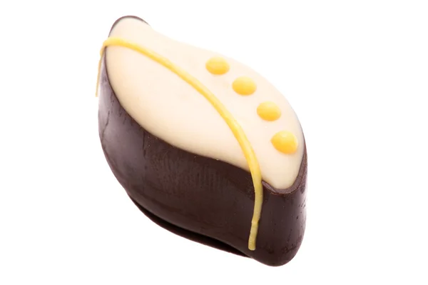 白地に茶色のチョコレート菓子 — ストック写真