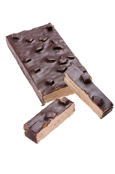 Bolo de chocolate wafer no fundo branco — Fotografia de Stock