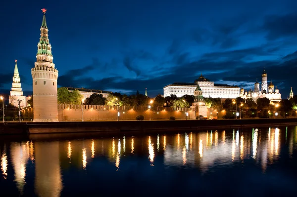 O Kremlin de Moscou russo de manhã — Fotografia de Stock