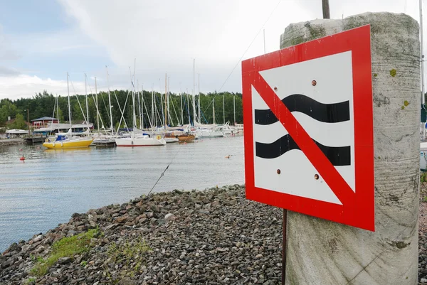 Parking sign at the harbor — Stock Photo, Image