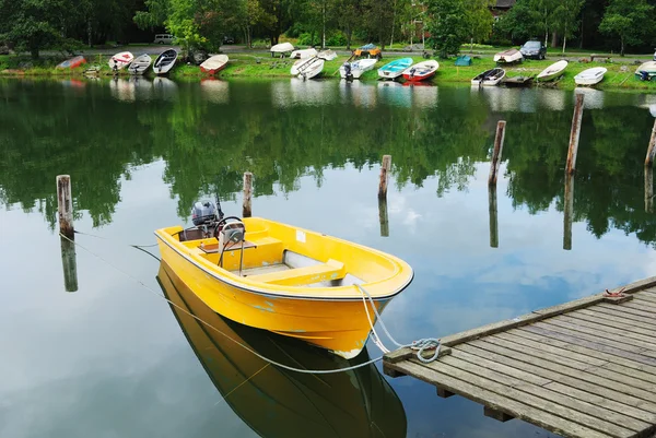 Yellow boat — Stock Photo, Image