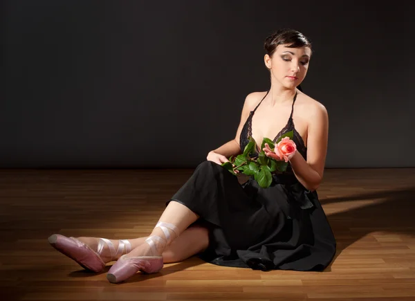 Ballerina with flower — Stock Photo, Image