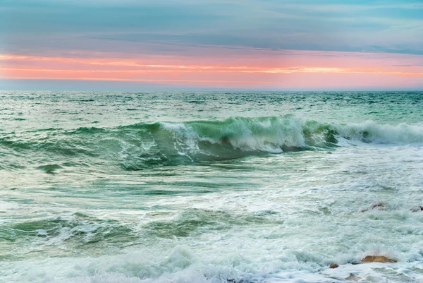 Bølger på havet – stockfoto