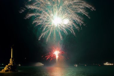 Selam, fireworks üstüne koy. Sevastopol.