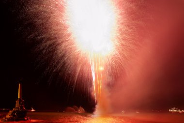 Selam, fireworks üstüne koy. Sevastopol.