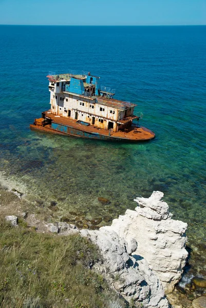 stock image Wreck ship near the coast.