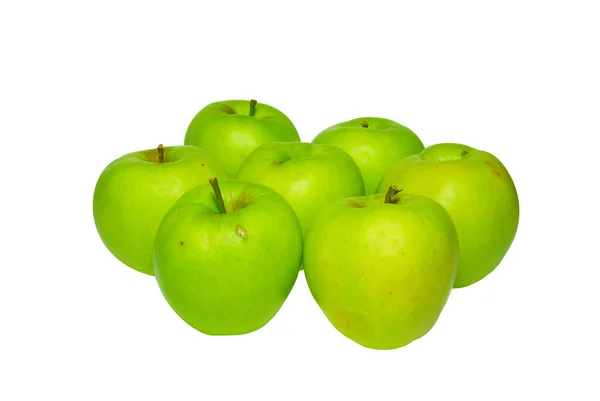 Stapel grüner Äpfel isoliert auf weißem Grund. — Stockfoto