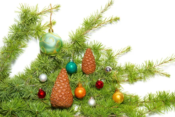 Ñhristmas baubles, fir tree and decoration isolated on white — Stok fotoğraf
