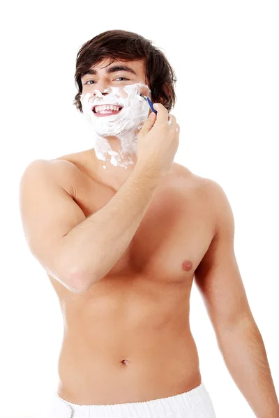 Przystojny mężczyzna do golenia — Zdjęcie stockowe