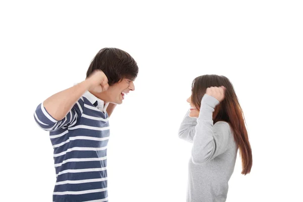 Anlaşmazlık içindeki genç çift — Stok fotoğraf