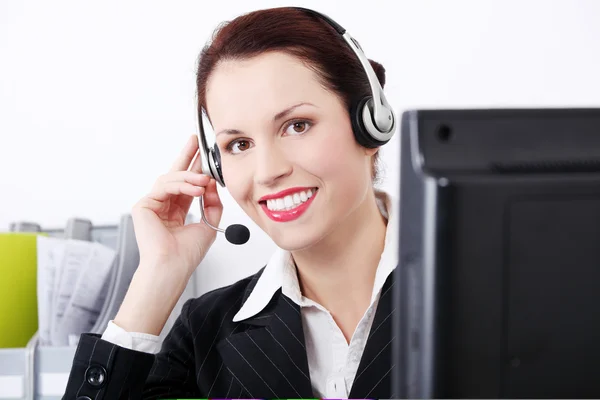 Biznes kobieta rozmawia przez słuchawki. — Zdjęcie stockowe