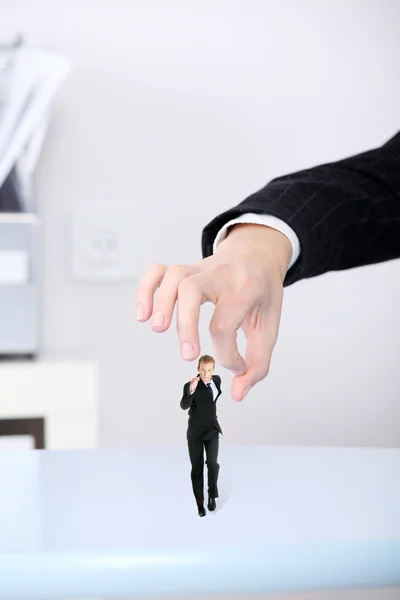 Throwing out of job a worker. — Stock Photo, Image