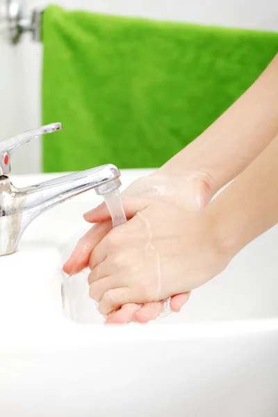 Washing hands at home. — Stock Photo, Image