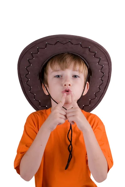 Šťastný mladý chlapec s kovbojský klobouk — Stock fotografie