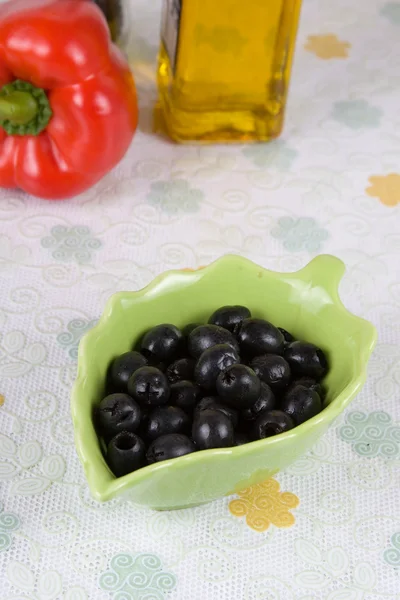 Plate with olives — Stock Photo, Image
