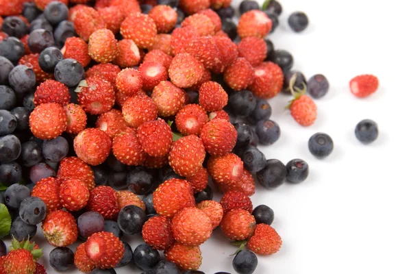 Stock image Wild strawberries and blueberries