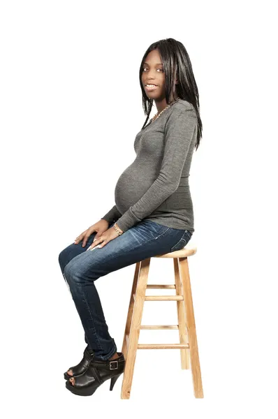 Donna incinta afroamericana — Foto Stock