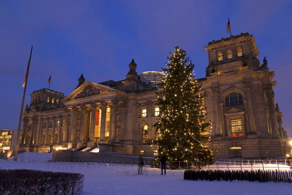 Reichstag weihnachten berlin — Stock Fotó
