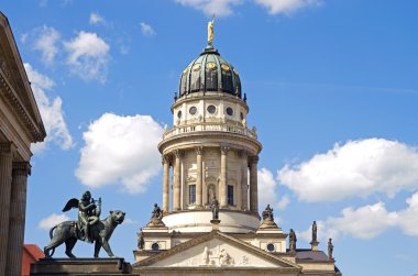 Berlin gendarmenmarkt aslan