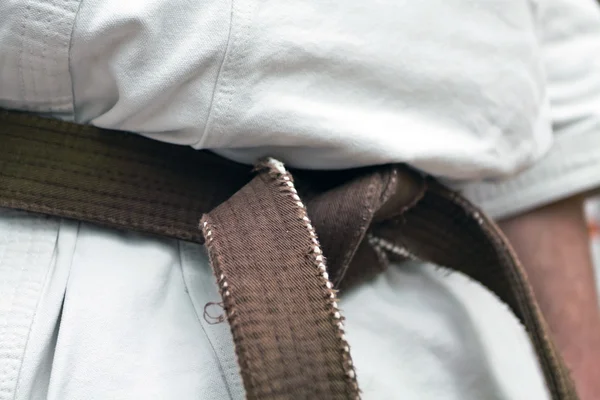 Karate brązowy Pas — Zdjęcie stockowe