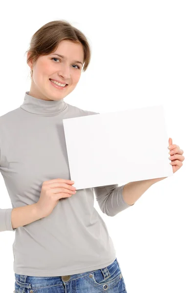 Vrouw bedrijf leeg wit bord — Stockfoto