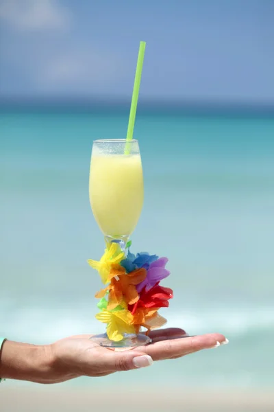 Cocktail tropicale — Foto Stock