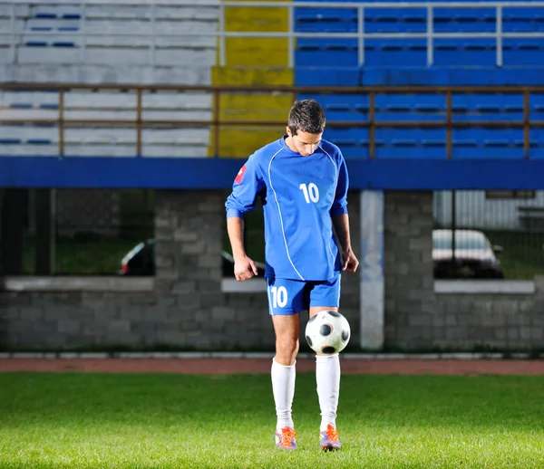 Futbolcu iş başında — Stok fotoğraf
