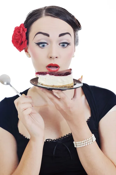 Belle jeune femme manger gâteau sucré — Photo