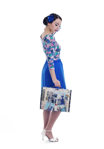 Plakát retro žena s cestovní taškou izolovaných — Stock fotografie