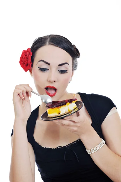 Vacker ung kvinna äta söt tårta — Stockfoto