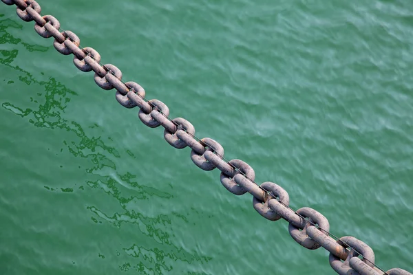 Huge old rusty anchor chain — Stock Photo, Image