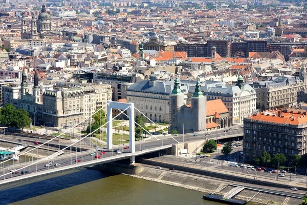 Мост Элизабет, Будапешт, Венгрия — стоковое фото