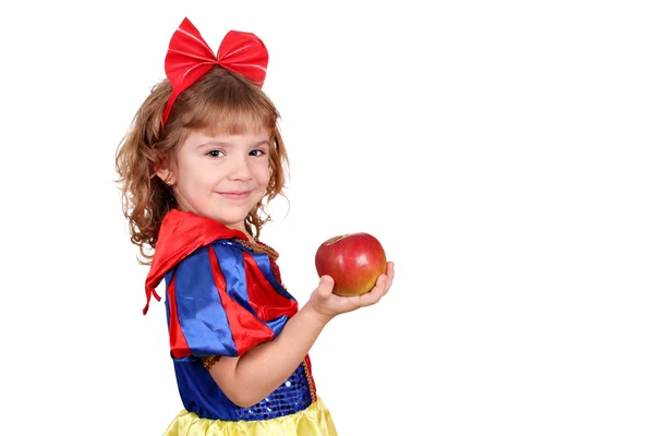 Μικρό κορίτσι χιόνι λευκό με μήλο — Φωτογραφία Αρχείου