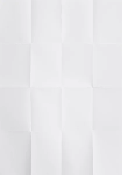 Белый лист бумаги сложенный — стоковое фото