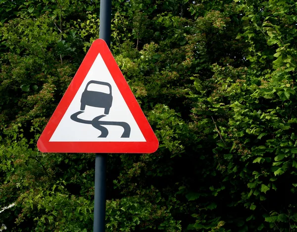 UK gevaar van uitwijken verkeersbord — Stockfoto