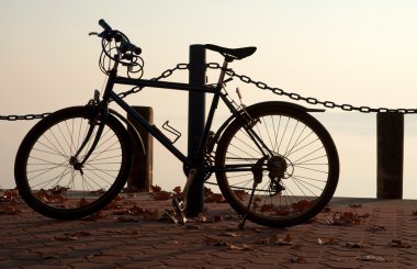 Bisiklet iskeleye at lake balaton, Macaristan