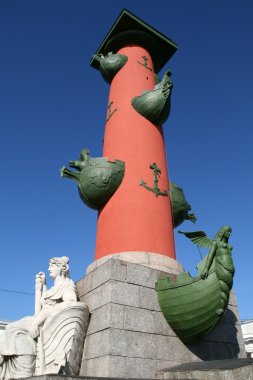 rostral sütun saint petersburg Rusya