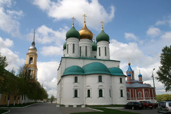 在科洛姆纳俄罗斯乌斯别斯基教堂 — 图库照片