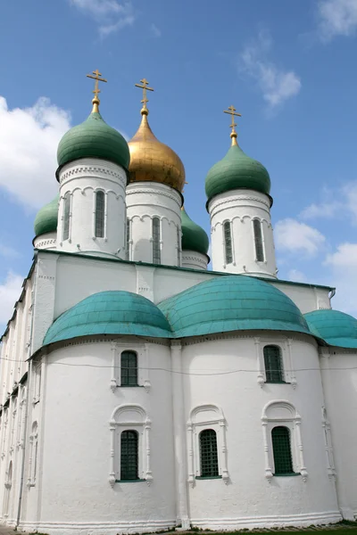 在科洛姆纳俄罗斯乌斯别斯基教堂 — 图库照片
