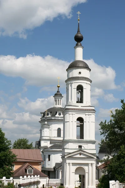 マロヤロスラヴェツ女性修道院の鐘楼 — ストック写真