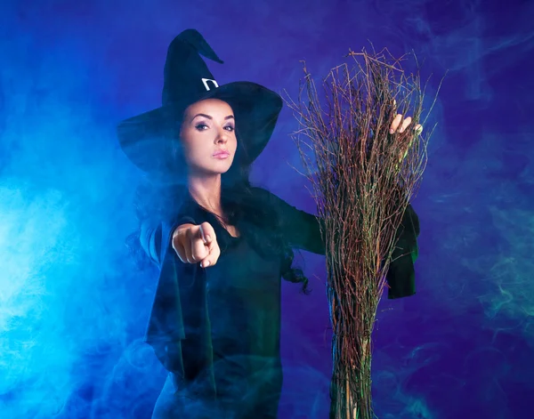 Прекрасная ведьма — стоковое фото