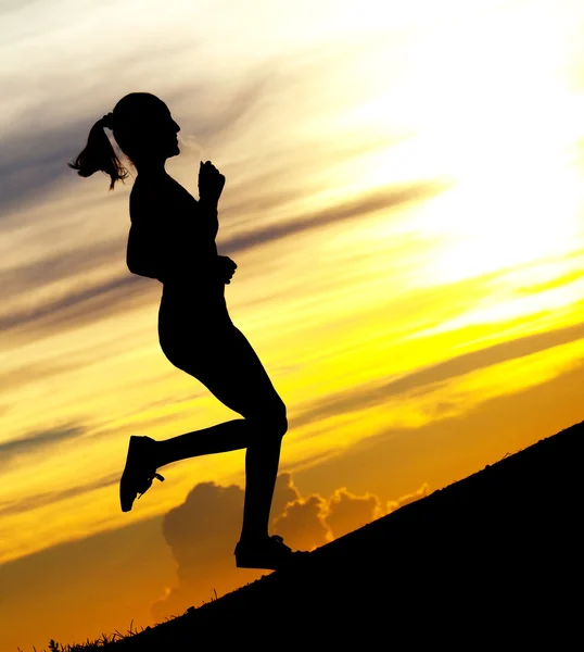 달리는 여자 — 스톡 사진