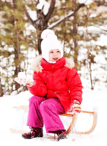 Κορίτσι με μια χιονιά — Φωτογραφία Αρχείου
