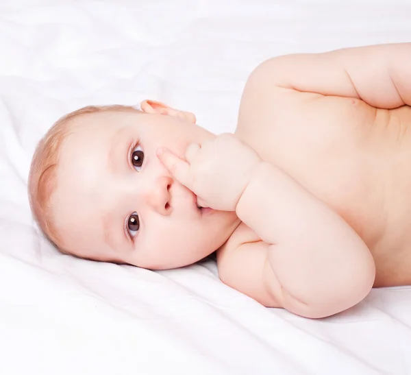 Bebê na cama — Fotografia de Stock