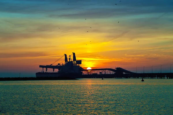 Coal pier at sunrise — Stock Photo, Image