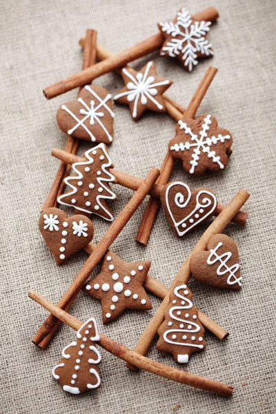 Gingerbreads met kaneel — Stockfoto